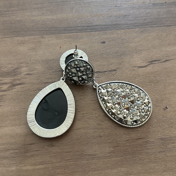 Clutch - Picture 6 of 6